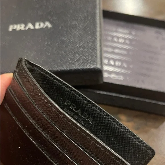 Prada Black Saffiano Leather Card Holder with Gold Logo Accent - Picture 2 of 3